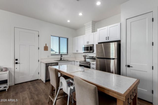 28673 N THOMPSON Road, San Tan Valley, AZ 85144