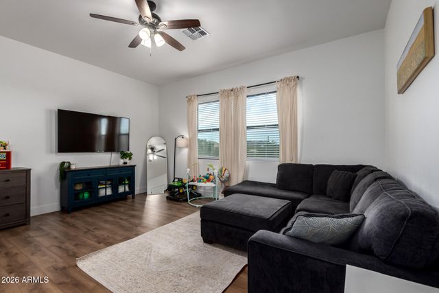 28673 N THOMPSON Road, San Tan Valley, AZ 85144