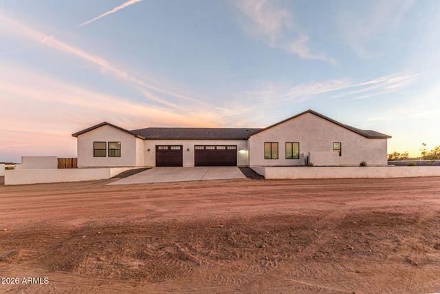 28673 N THOMPSON Road, San Tan Valley, AZ 85144
