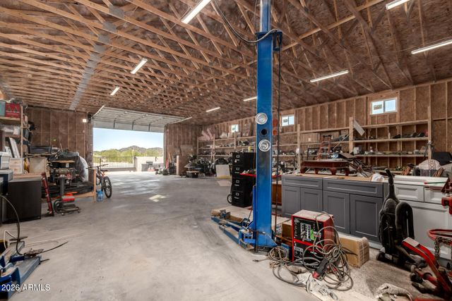 28673 N THOMPSON Road, San Tan Valley, AZ 85144