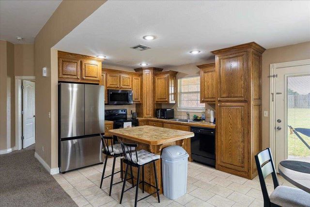 836 NW Hilltop, Lawton, OK 73507