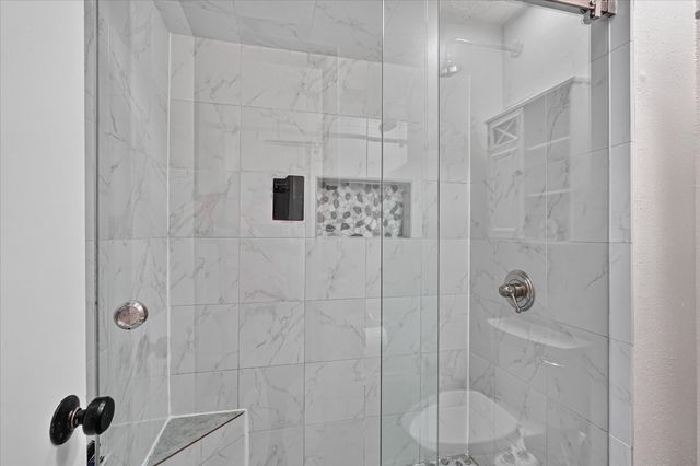 2806 Holy Cross Lane, Garland, TX 75044