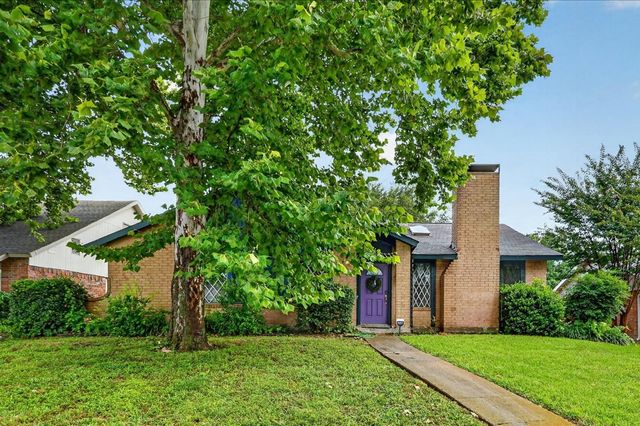 2806 Holy Cross Lane, Garland, TX 75044