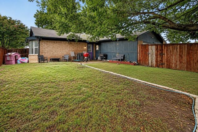 2806 Holy Cross Lane, Garland, TX 75044