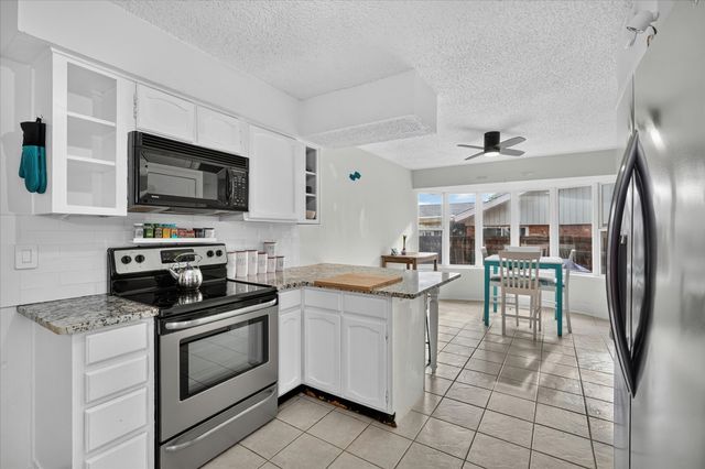 2806 Holy Cross Lane, Garland, TX 75044