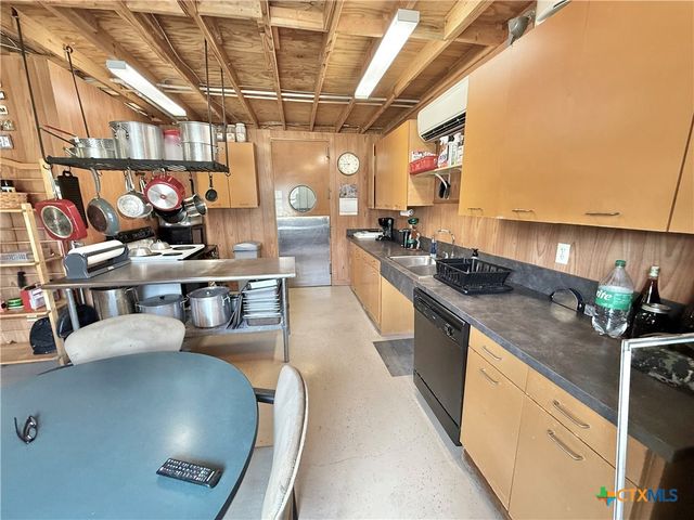 2501 County Road 228, Florence, TX 76527