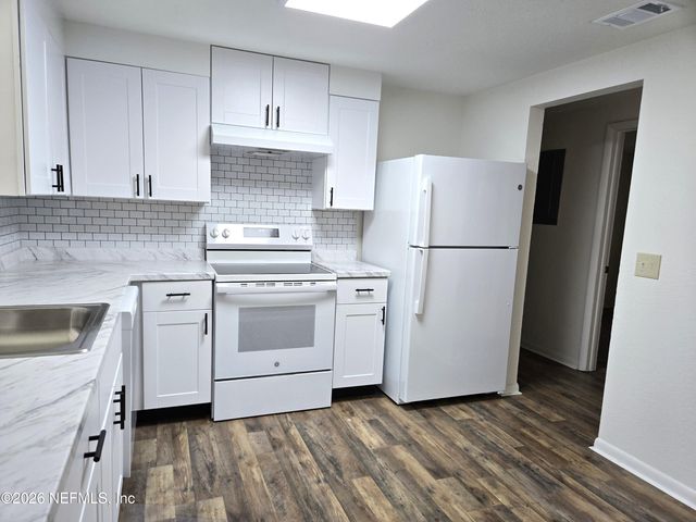 7056 SONORA Drive, Jacksonville, FL 32244