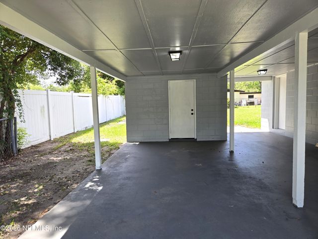 7056 SONORA Drive, Jacksonville, FL 32244