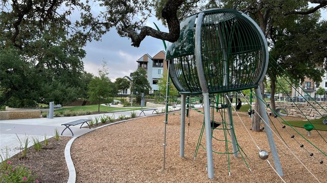 4309 Prevail LN 18, Austin, TX 78731