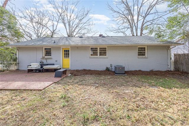 3021 Kinnamon Road, Winston-salem, NC 27104