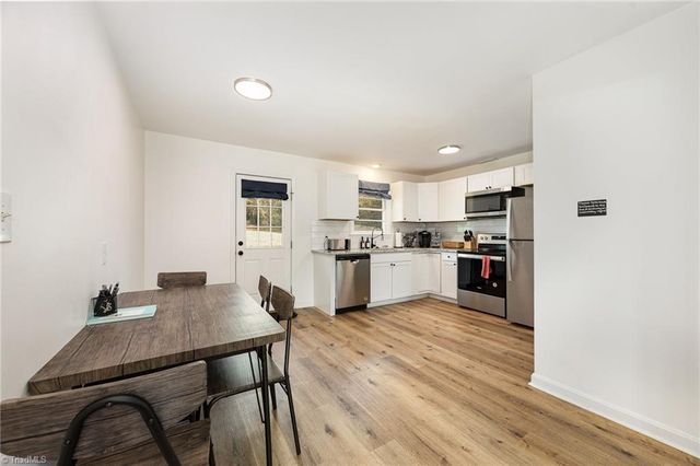 3021 Kinnamon Road, Winston-salem, NC 27104