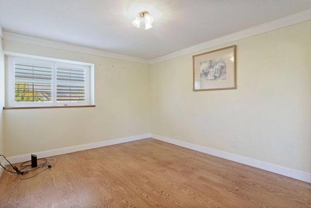 3256 Lakeshore Ct, Stockton, CA 95219