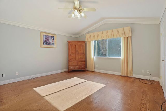 3256 Lakeshore Ct, Stockton, CA 95219