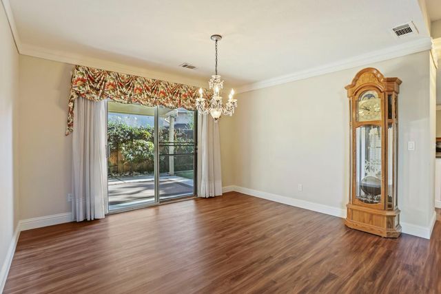 3256 Lakeshore Ct, Stockton, CA 95219