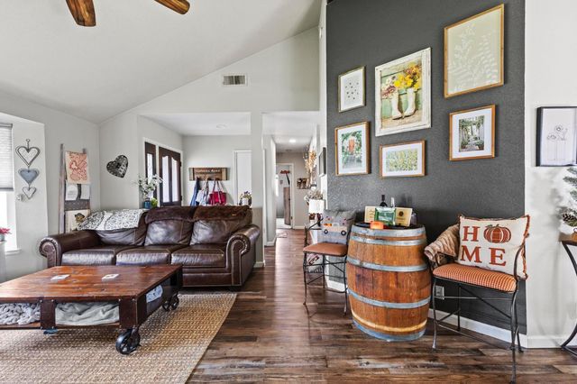 1779 Tamarack Dr, Yuba City, CA 95991