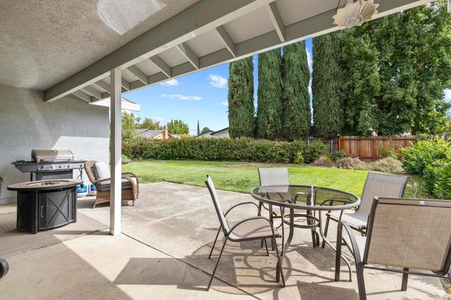 1779 Tamarack Dr, Yuba City, CA 95991