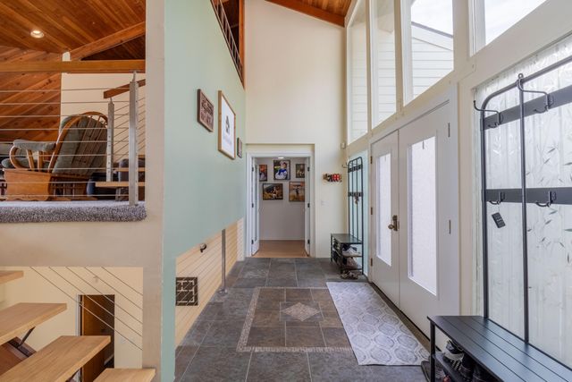 1710 NE Hillcrest Lane, Grants Pass, OR 97526