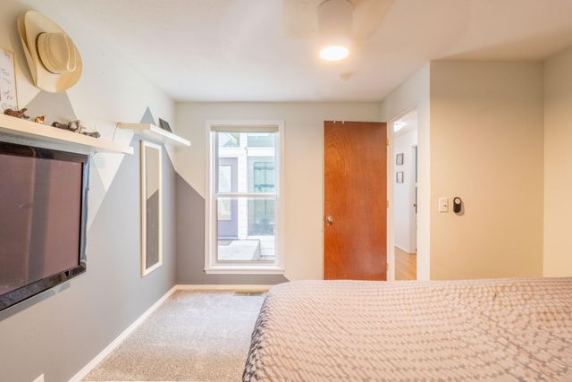 1710 NE Hillcrest Lane, Grants Pass, OR 97526
