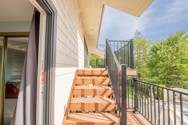 1710 NE Hillcrest Lane, Grants Pass, OR 97526