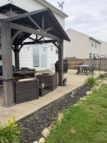 7248 Country Walk Drive, Franklin Twp, OH 45005