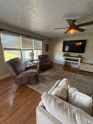 7248 Country Walk Drive, Franklin Twp, OH 45005