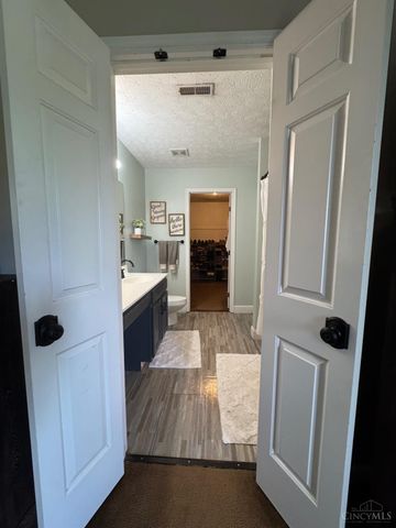 7248 Country Walk Drive, Franklin Twp, OH 45005