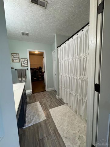7248 Country Walk Drive, Franklin Twp, OH 45005