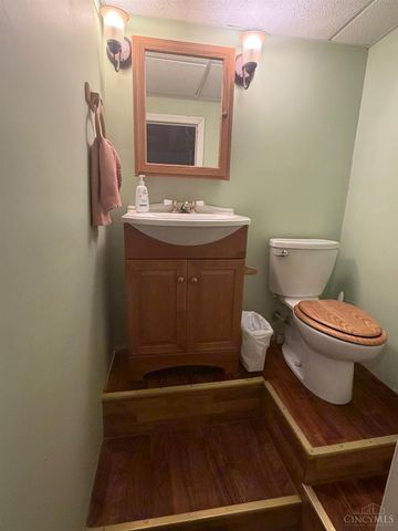 7248 Country Walk Drive, Franklin Twp, OH 45005