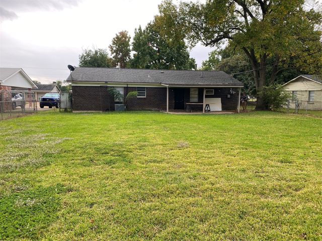 4303 Burdine Street, Bossier City, LA 71111