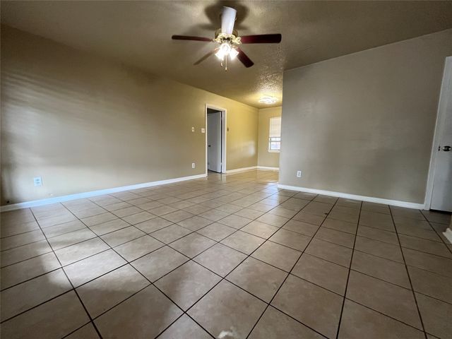 4303 Burdine Street, Bossier City, LA 71111