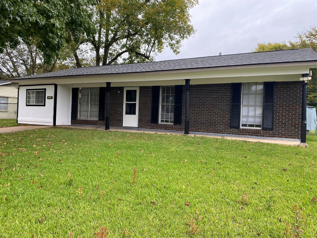4303 Burdine Street, Bossier City, LA 71111
