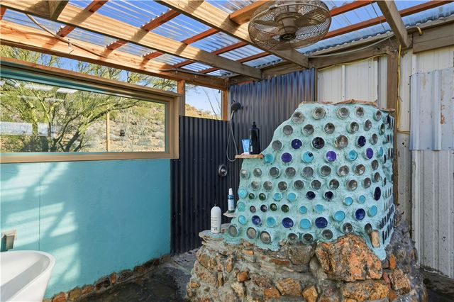 10887 Duncan Road, Yucca, AZ 86438