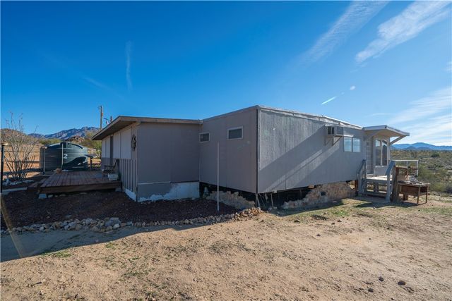 10887 Duncan Road, Yucca, AZ 86438