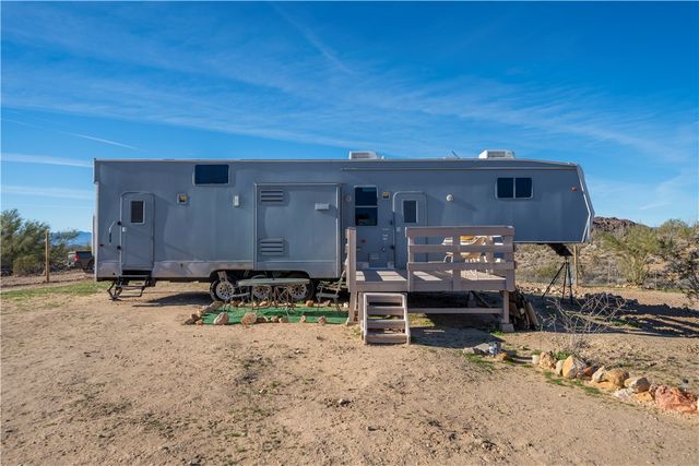 10887 Duncan Road, Yucca, AZ 86438