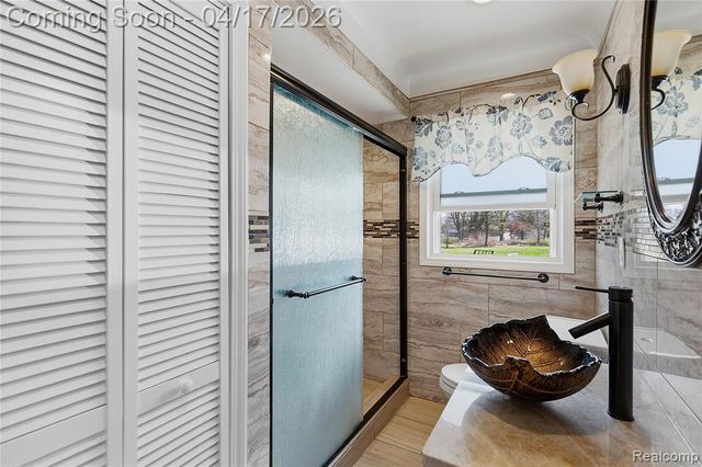 3520 Denson Drive, Sterling Heights, MI 48310