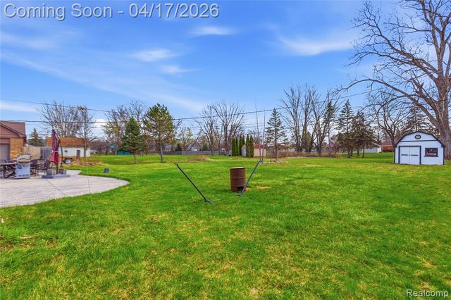 3520 Denson Drive, Sterling Heights, MI 48310