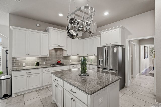 2051 Cottonwood Way, San Antonio, TX 78253