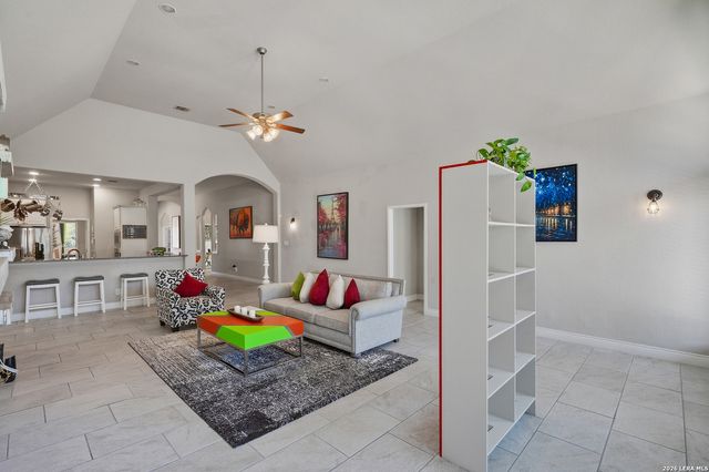 2051 Cottonwood Way, San Antonio, TX 78253