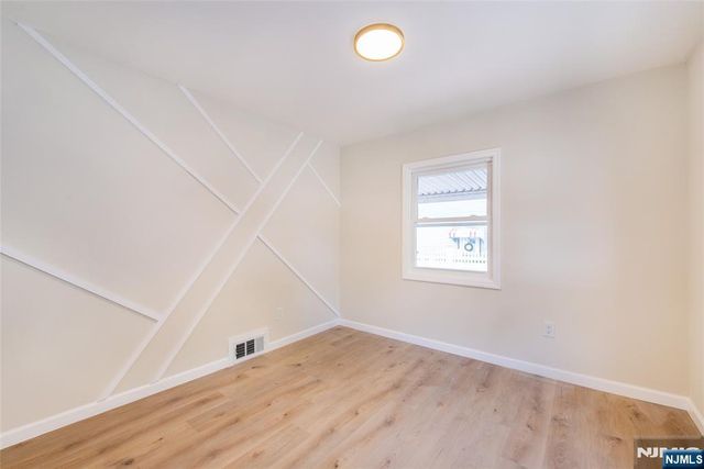 421 Tryon Avenue, Englewood, NJ 07631