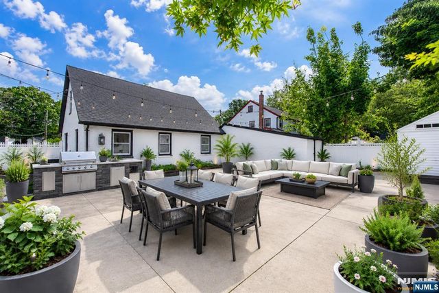 421 Tryon Avenue, Englewood, NJ 07631