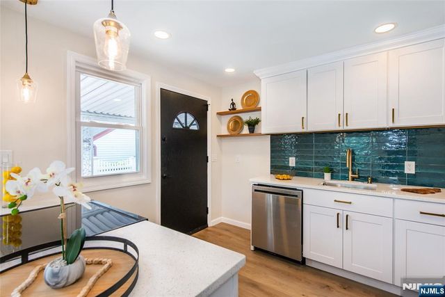 421 Tryon Avenue, Englewood, NJ 07631