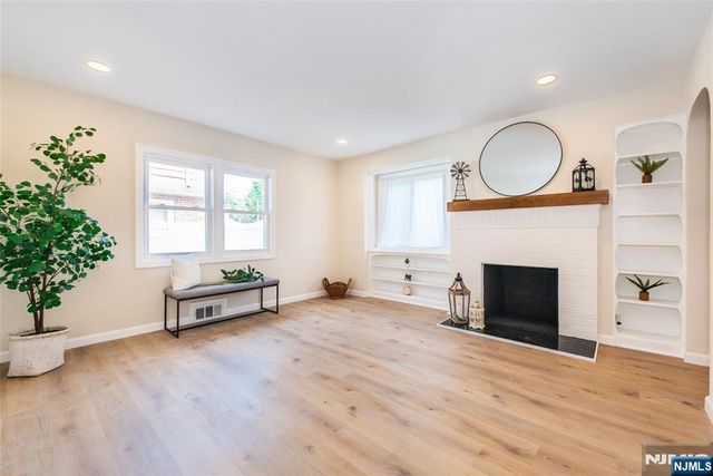 421 Tryon Avenue, Englewood, NJ 07631