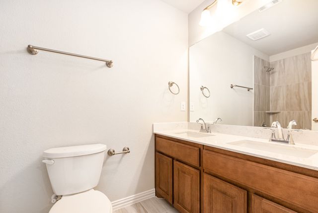 2600 Donella Drive, Denton, TX 76207