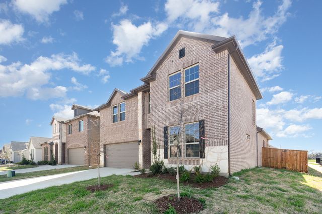 2600 Donella Drive, Denton, TX 76207