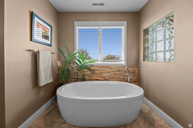 5155 S MILE HIGH CIR, Ogden, UT 84403