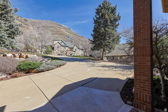 5155 S MILE HIGH CIR, Ogden, UT 84403