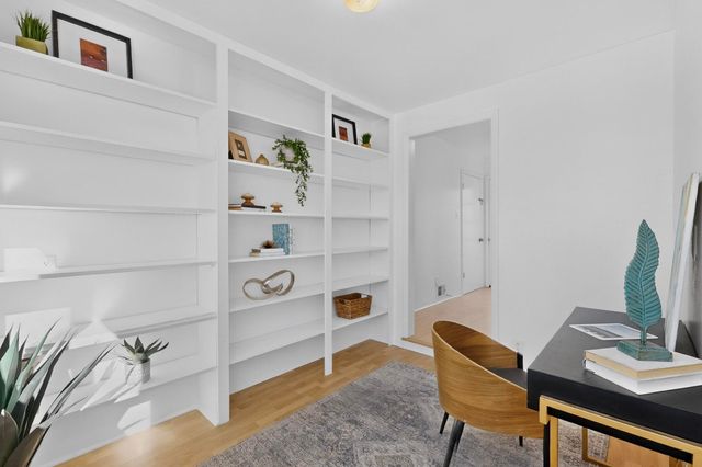 1019 Practilliano, Santa Fe, NM 87505