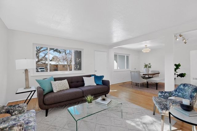 1019 Practilliano, Santa Fe, NM 87505