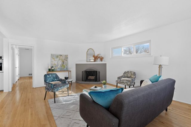 1019 Practilliano, Santa Fe, NM 87505