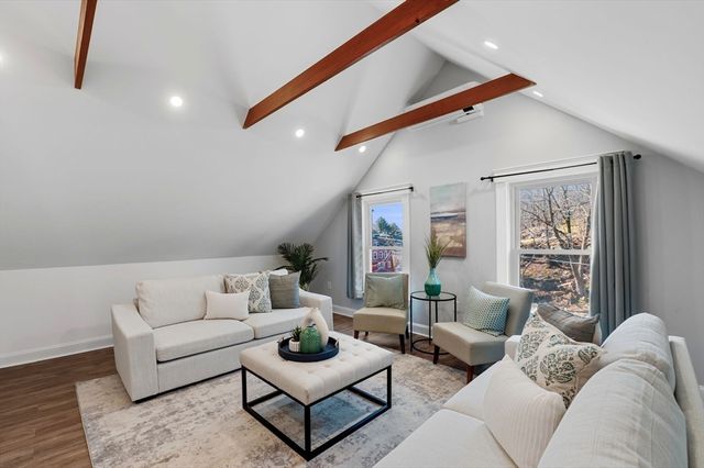 99 Mason 2, Salem, MA 01970